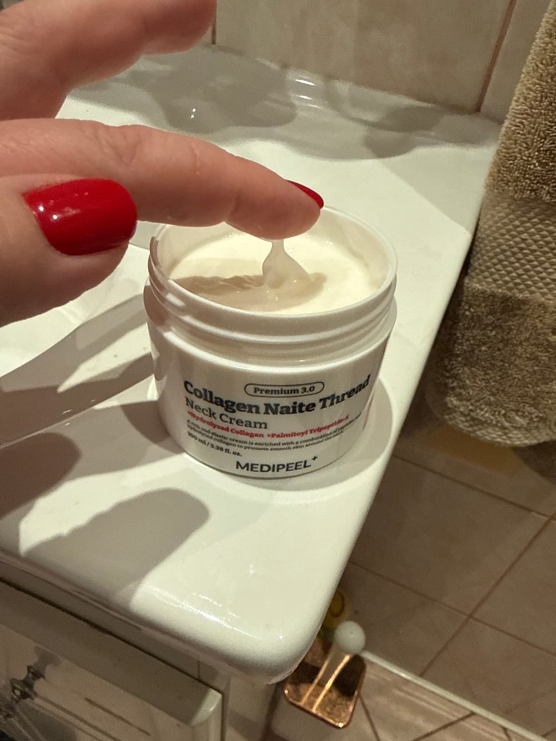 Customer photo review of Kakla liftinga krēms ar kolagēnu MEDI-PEEL Premium Collagen Naite Thread Neck Cream 3.0