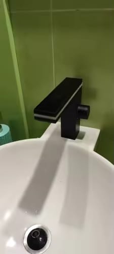 Customer photo review of Kebnekaise - Digital Display Celsius Bathroom Basin Faucet with Intelligent LED