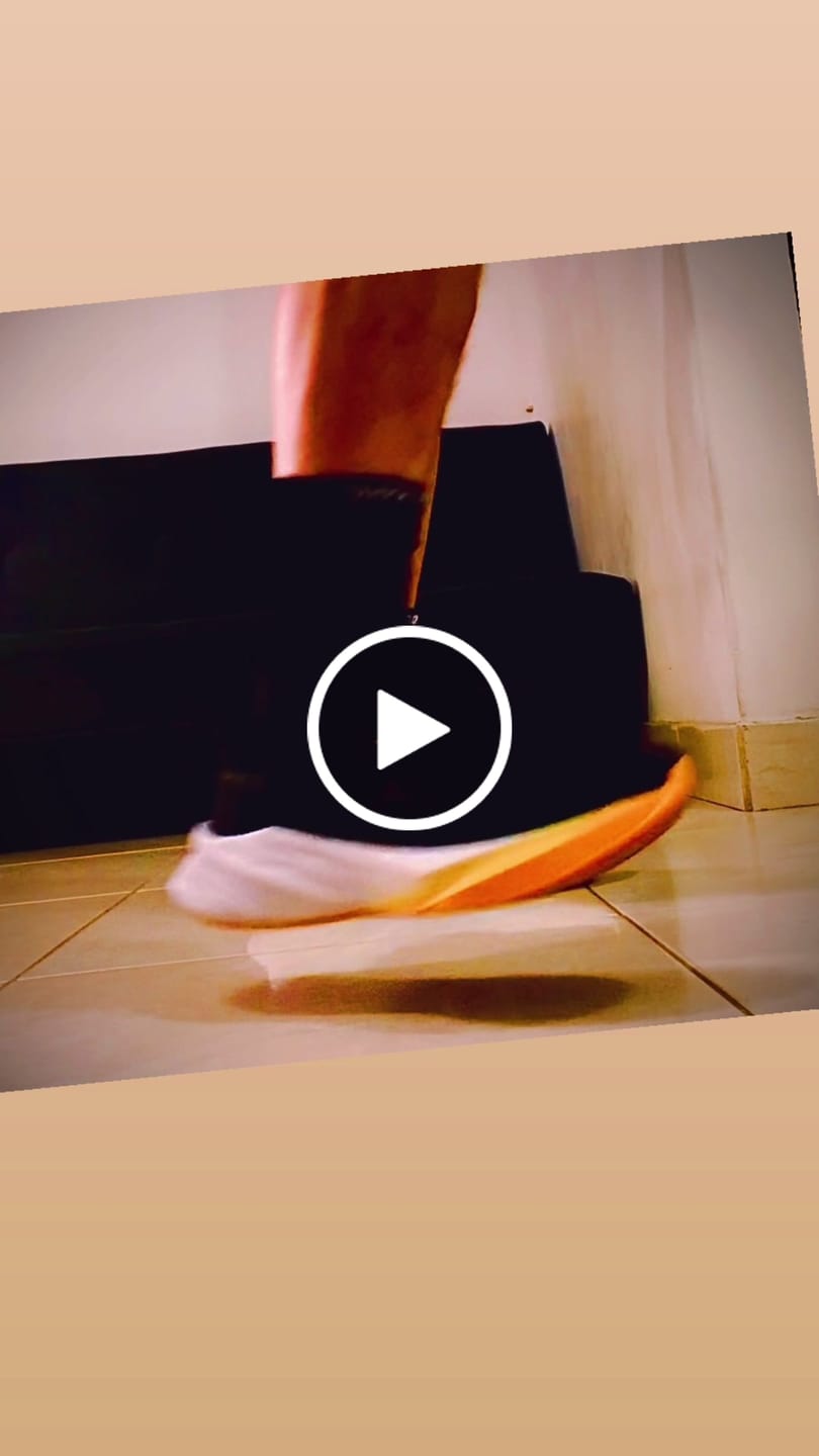 Customer video review of Asics Dynablast 5 Hombre Black Brown Stone