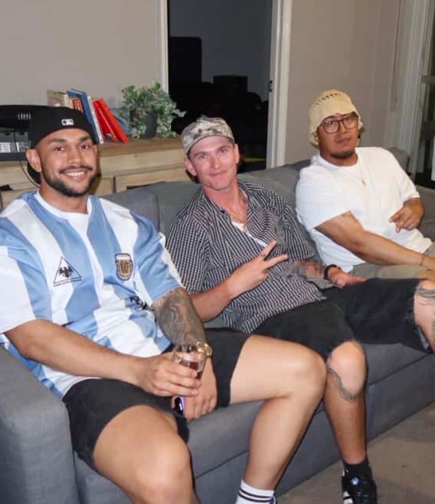 Customer photo review of OXF OVERSIZED FOOTBALL JERSEY
