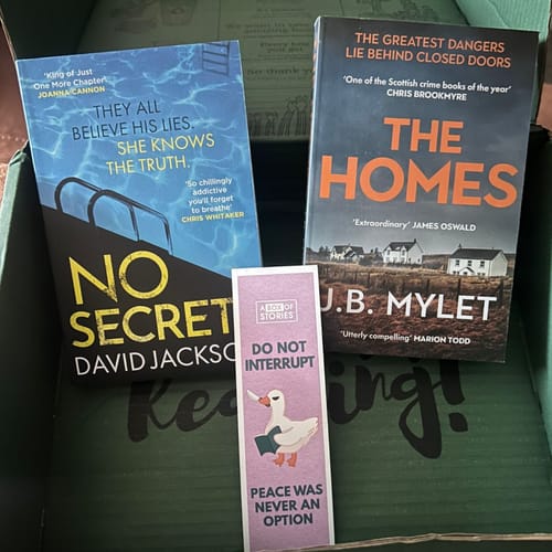 Customer photo review of Crime, Mystery & Thriller Book Box