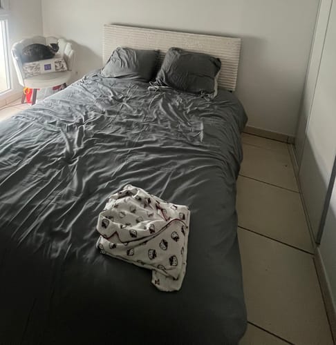 Customer photo review of Lit coffre avec tissu tendance RUBIS
