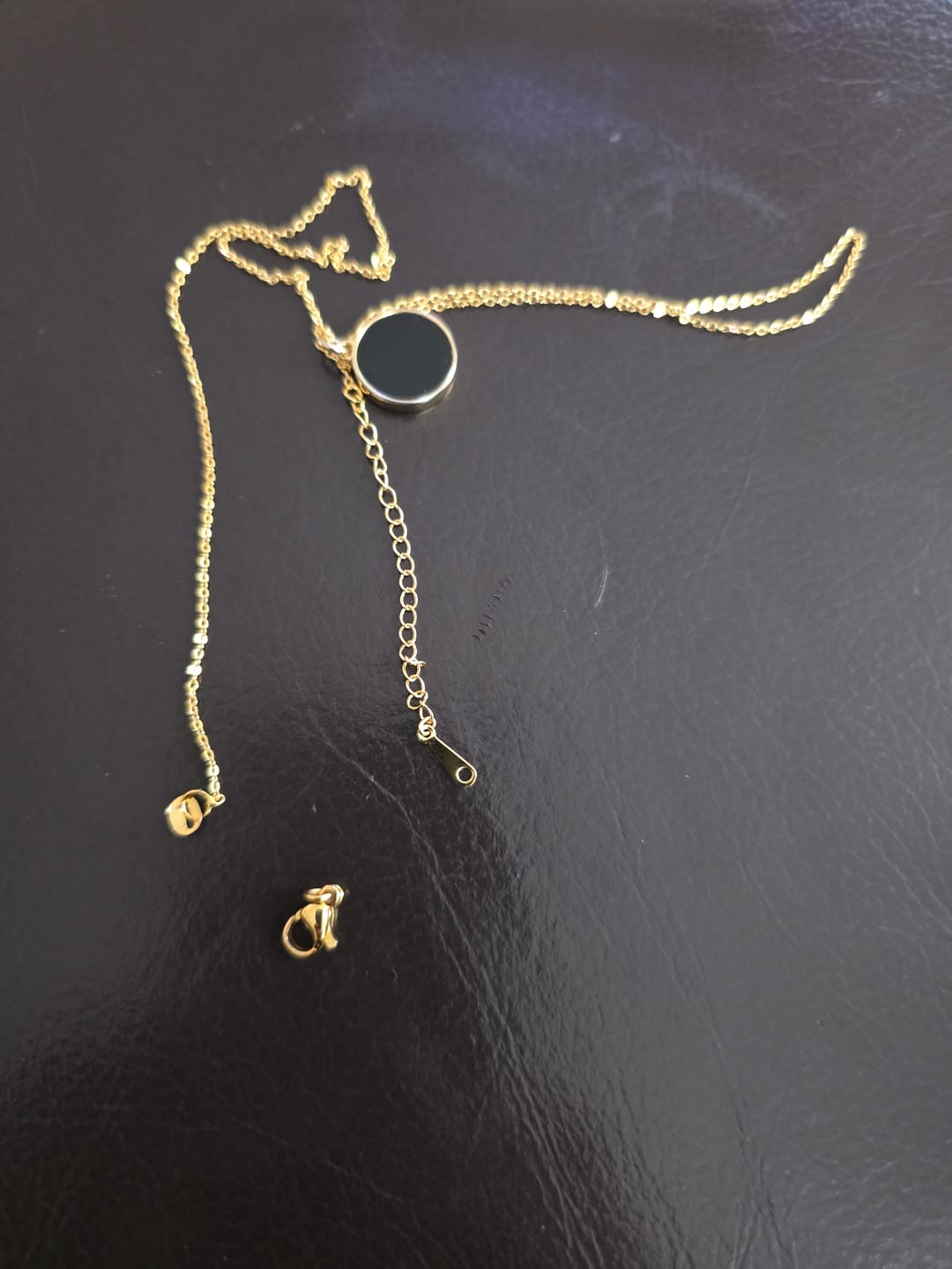Customer photo review of Obsidian Halskette - Kreismedallion