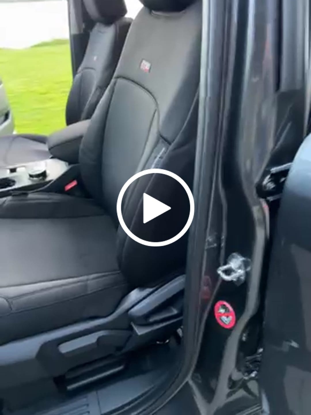 Customer video review of Sharkskin PLUS Neoprene Seat Covers for Ford RANGER NEXT-GEN XL / XLS