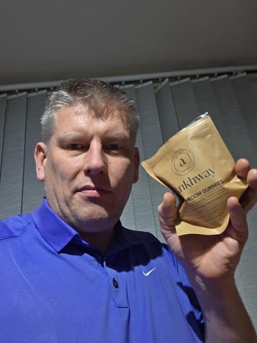 Customer photo review of Mushroom Gummies