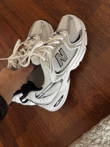 Customer photo review of New Balance 530 Indigo MR530SG