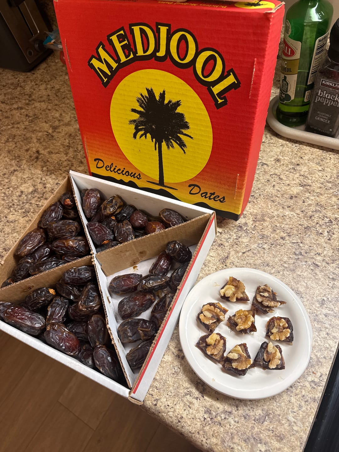 Customer photo review of Soft Rutab Medjool Dates