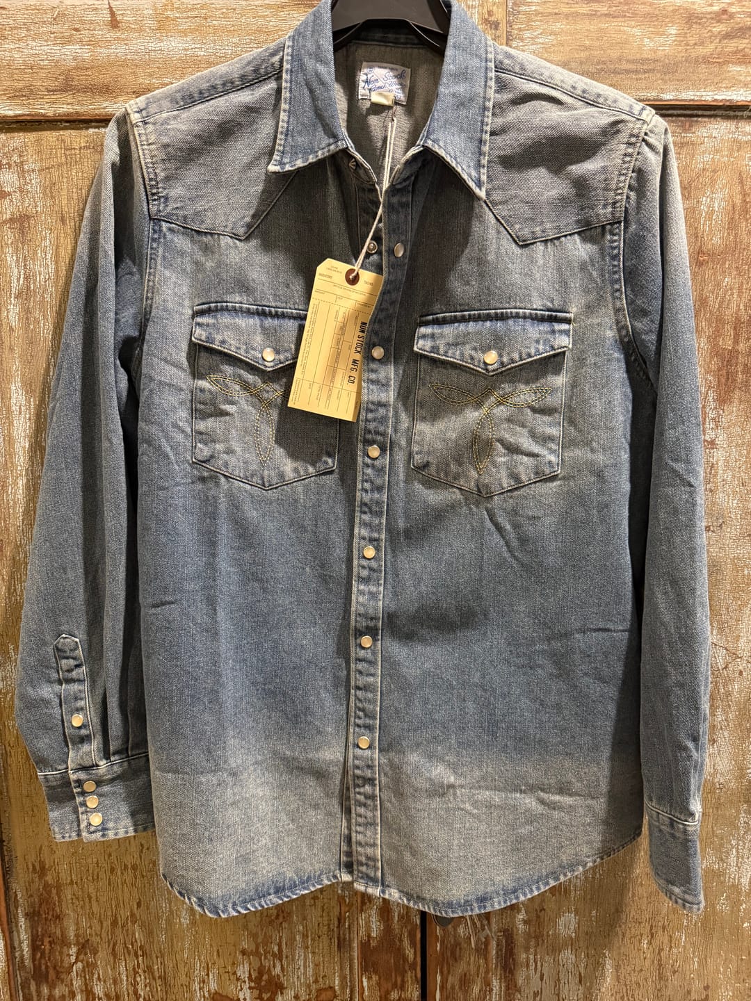 Customer photo review of 1950s Slub Denim Western Shirt