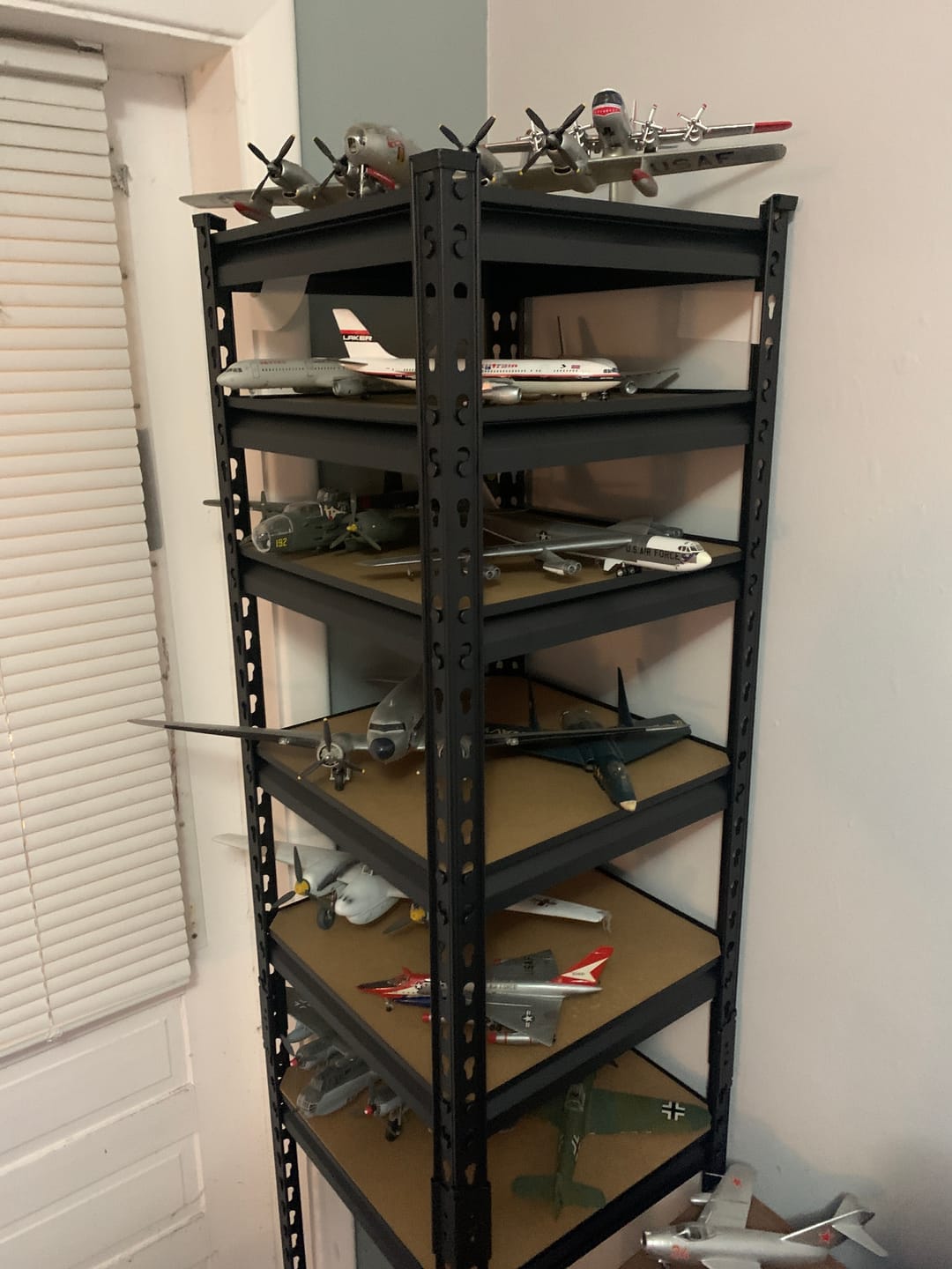 Customer photo review of REIBII 35.5“W Garage Storage Rack, 5-Shelf Adjustable Storage Shelves, 2020lbs Metal Shelving for Pantry Kichen Closet