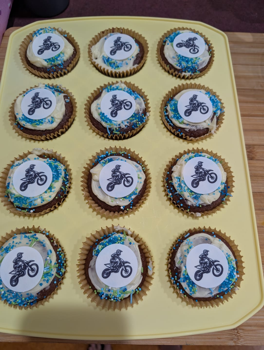 Customer photo review of 30 x 3.8 cm Small Cupcake Custom Edible Icing Images