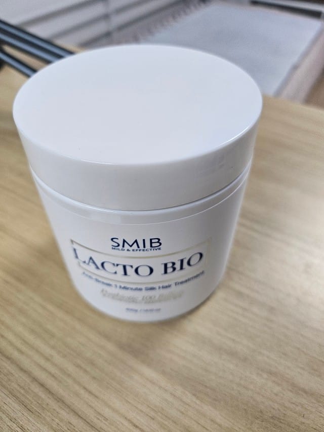 Customer photo review of SMiB Anti-Frizz & Repair Series - LactoBio Hair Mask Treatment