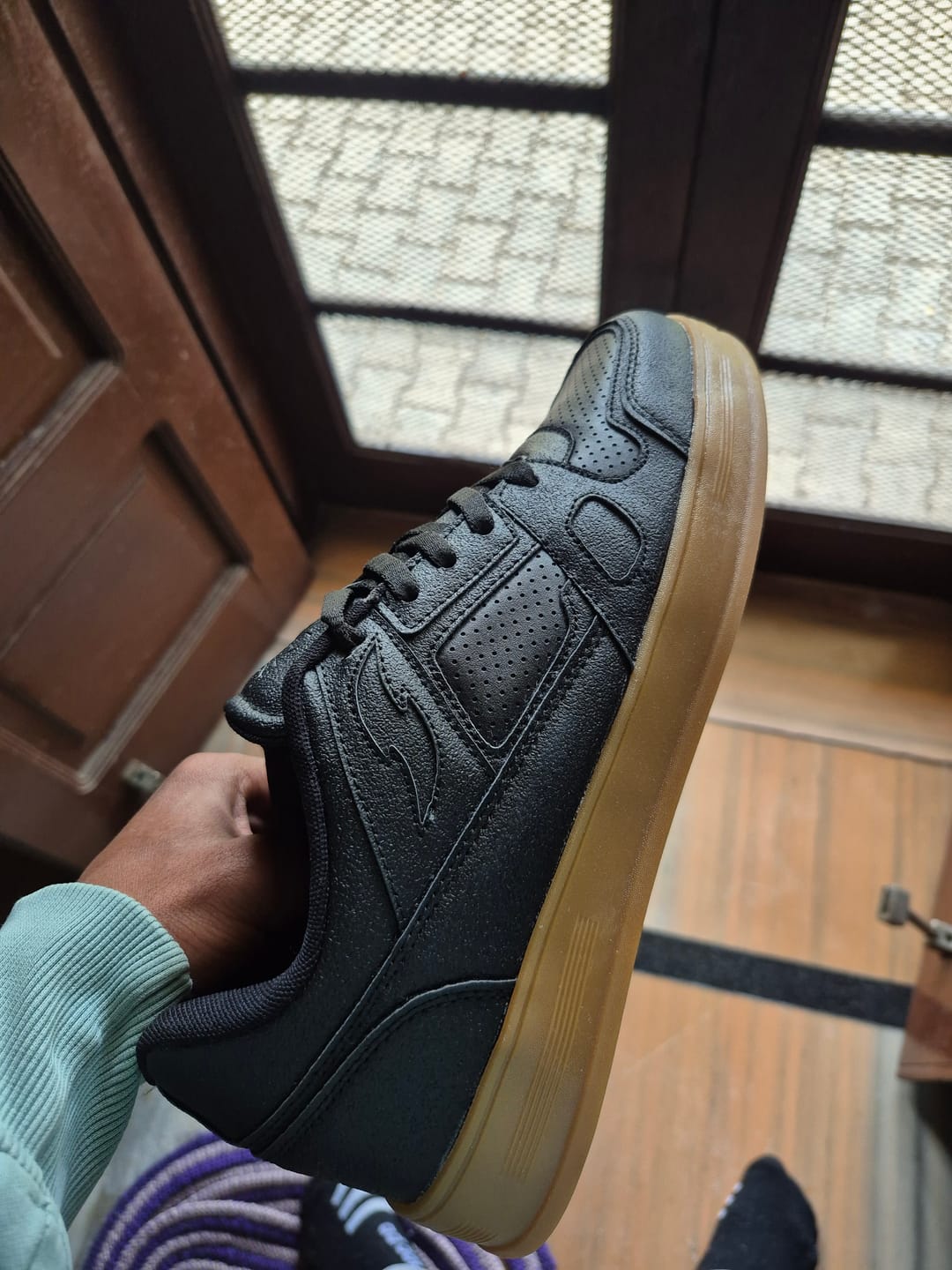 Customer photo review of ASTRID Rock Black