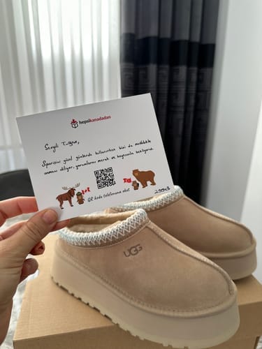Customer photo review of UGG Women's Tazz II Sand