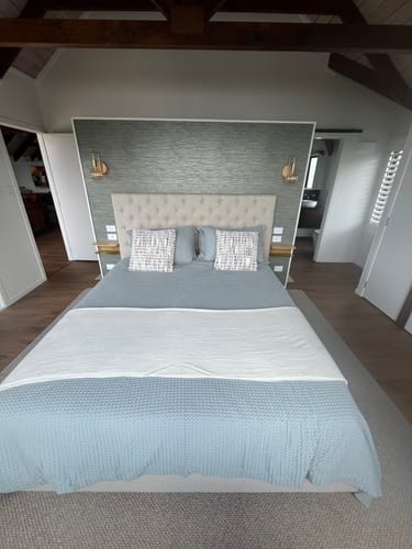 Customer photo review of Grasscloth Wallpaper-Teal Gold