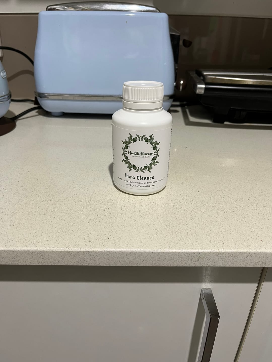 Customer photo review of Para Cleanse Capsules