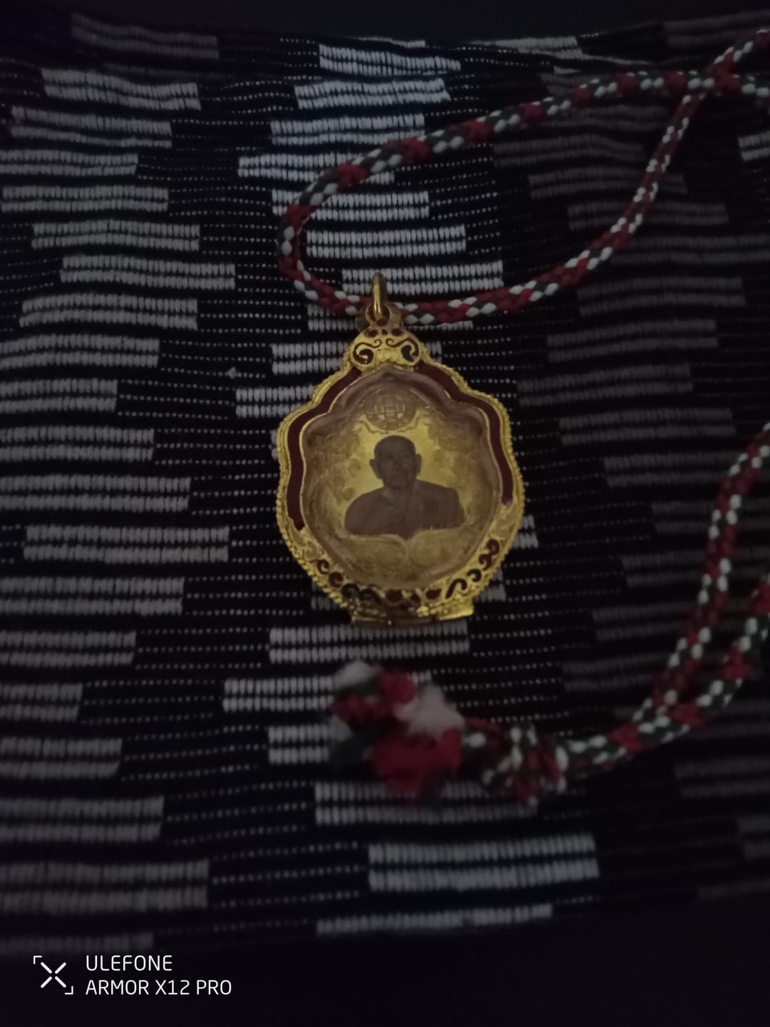Customer photo review of Médaille Prai Kassip Ngern Lan (première édition) - Luangpu MahaSila Sirichanto # 792