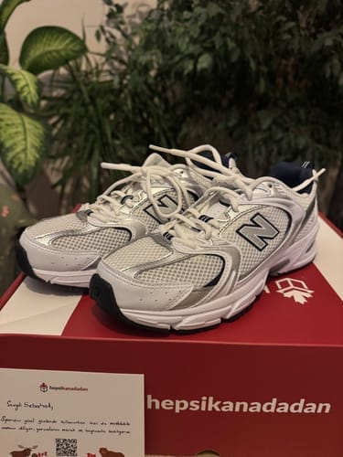 Customer photo review of New Balance 530 Indigo MR530SG