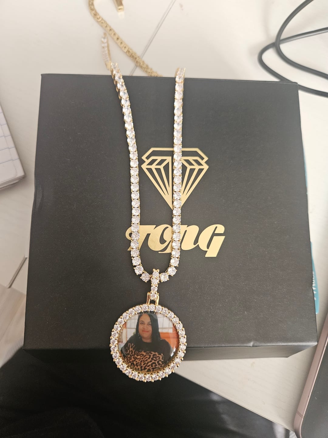 Customer photo review of 3D CIRCLE CUSTOM PICTURE PENDANT SMALL SIZE