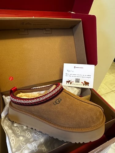 Customer photo review of UGG Women's Tazz II Sand