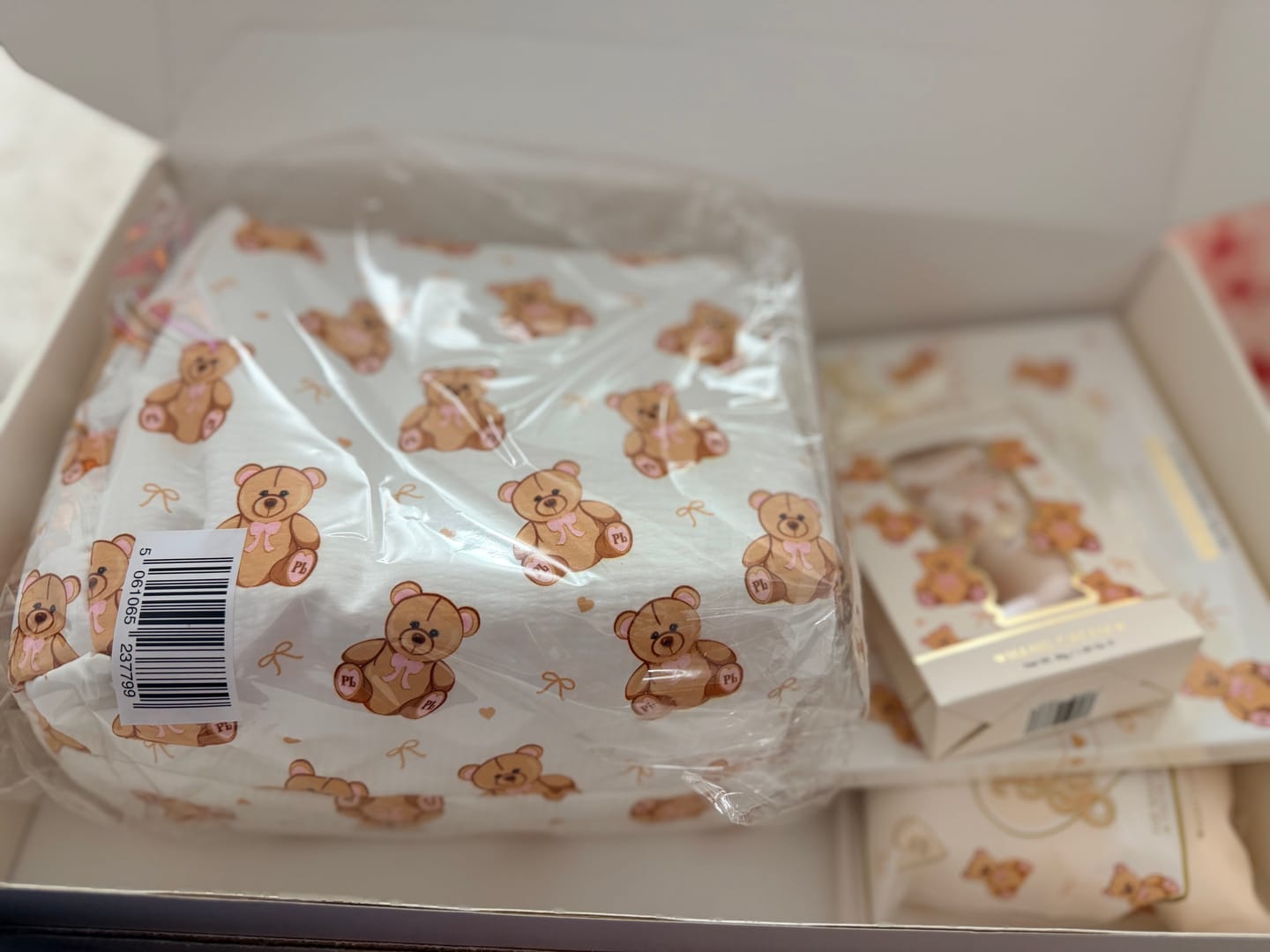 Customer photo review of Teddy Just A Swipe Cotton Pads