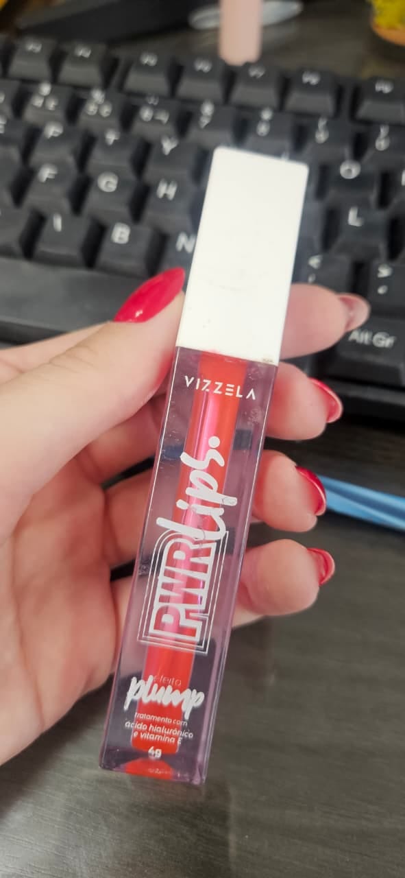 Customer photo review of Power Lips Top Coat Vizzela