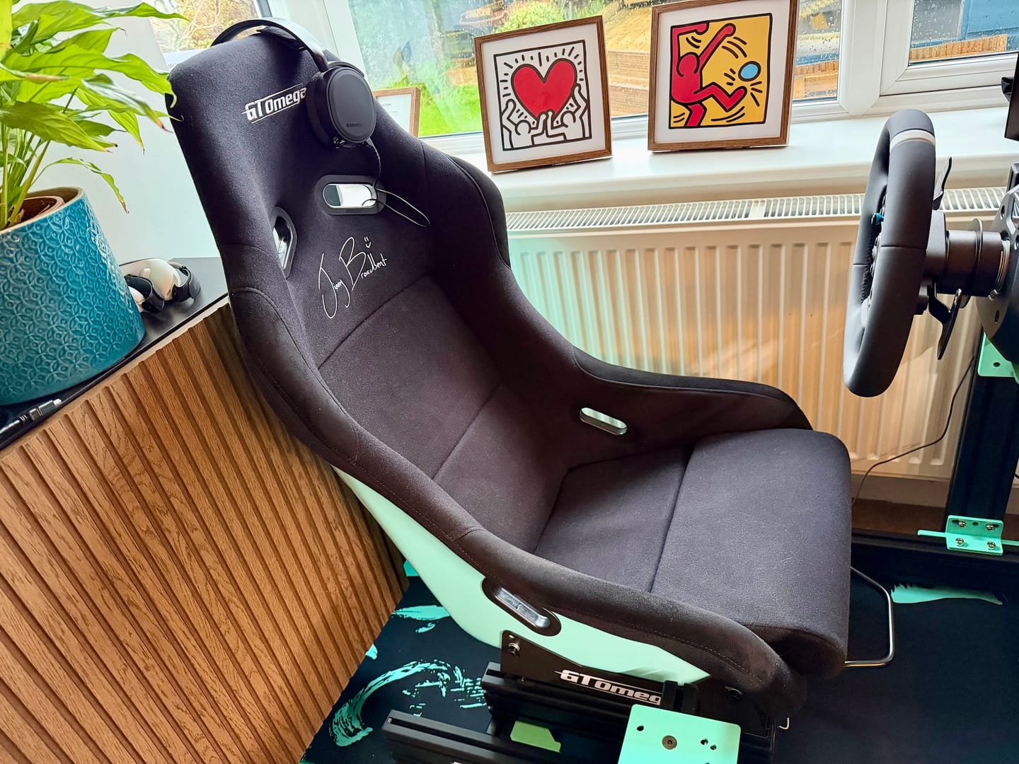 Customer photo review of CHASE V2 Bucket Seat - Jimmy Broadbent Edition