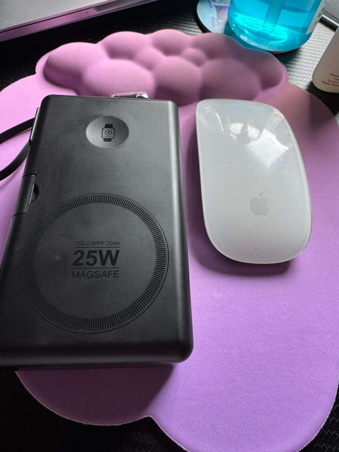 Customer photo review of PowerPack ampere'SI Next Generation 8 - Travel Power Bank 20,000mAh