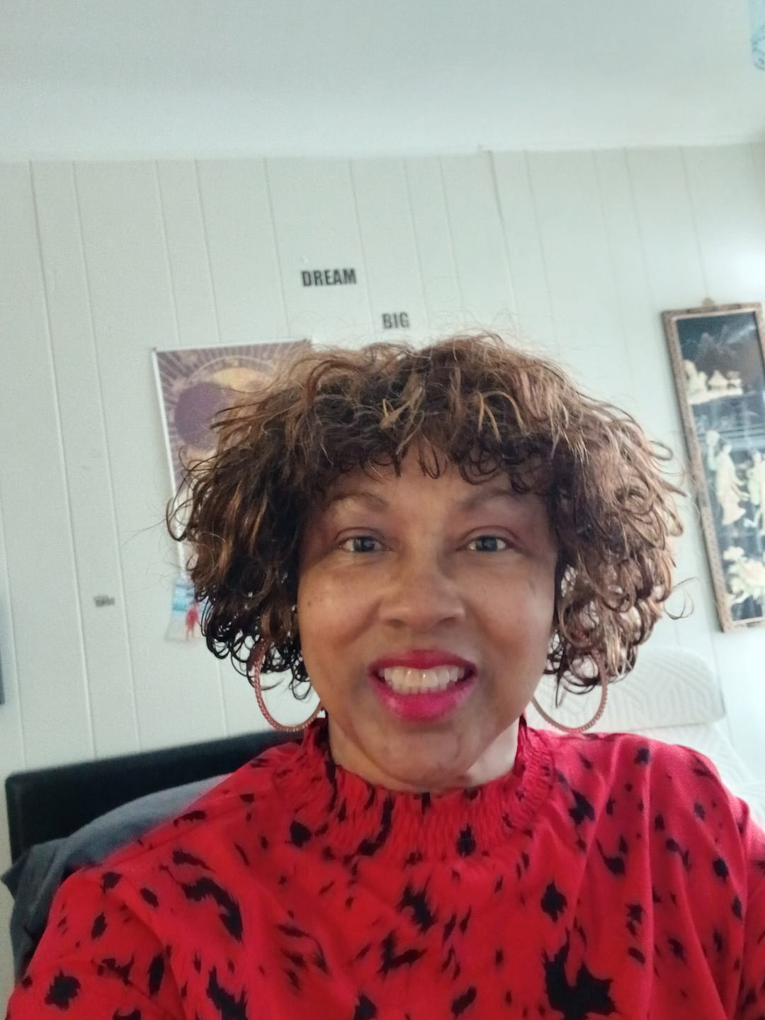 Customer photo review of Vanessa Finest New Wave Hair Full Wig - EVO