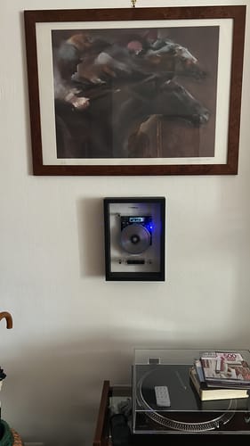 Customer photo review of M1 Music Frame CD Player