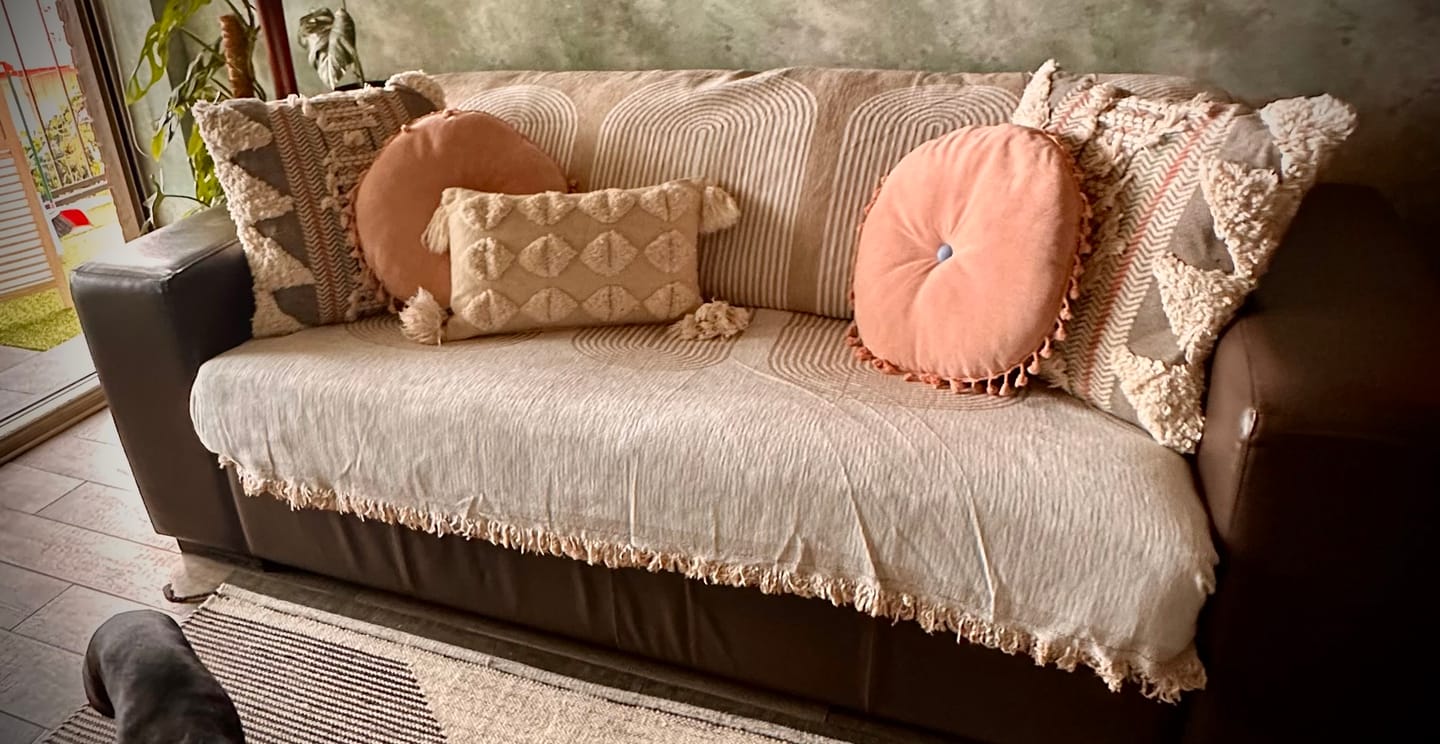 Customer photo review of Manta Acogedora para Sofá – Diseño Moderno y Natural Wakeshome