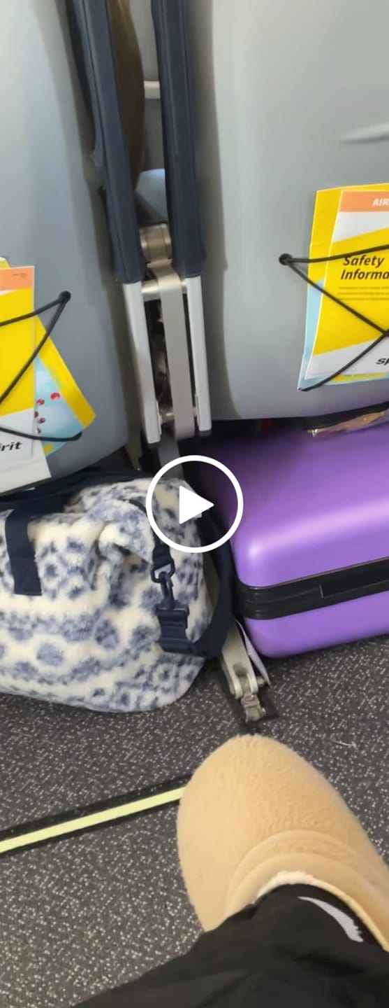 Customer video review of Personal Item Suitcase 3.0+ (GREEN Tab)