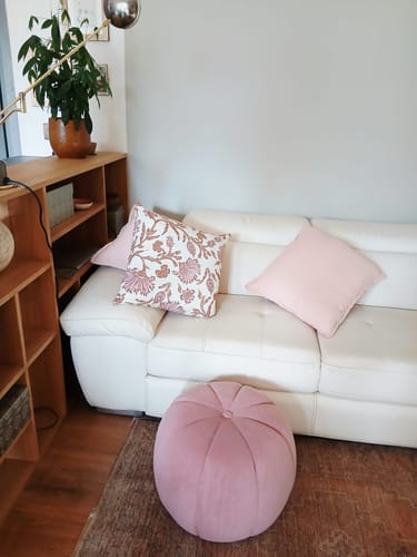 Customer photo review of FJORD - Pouf en velours rose avec rayures