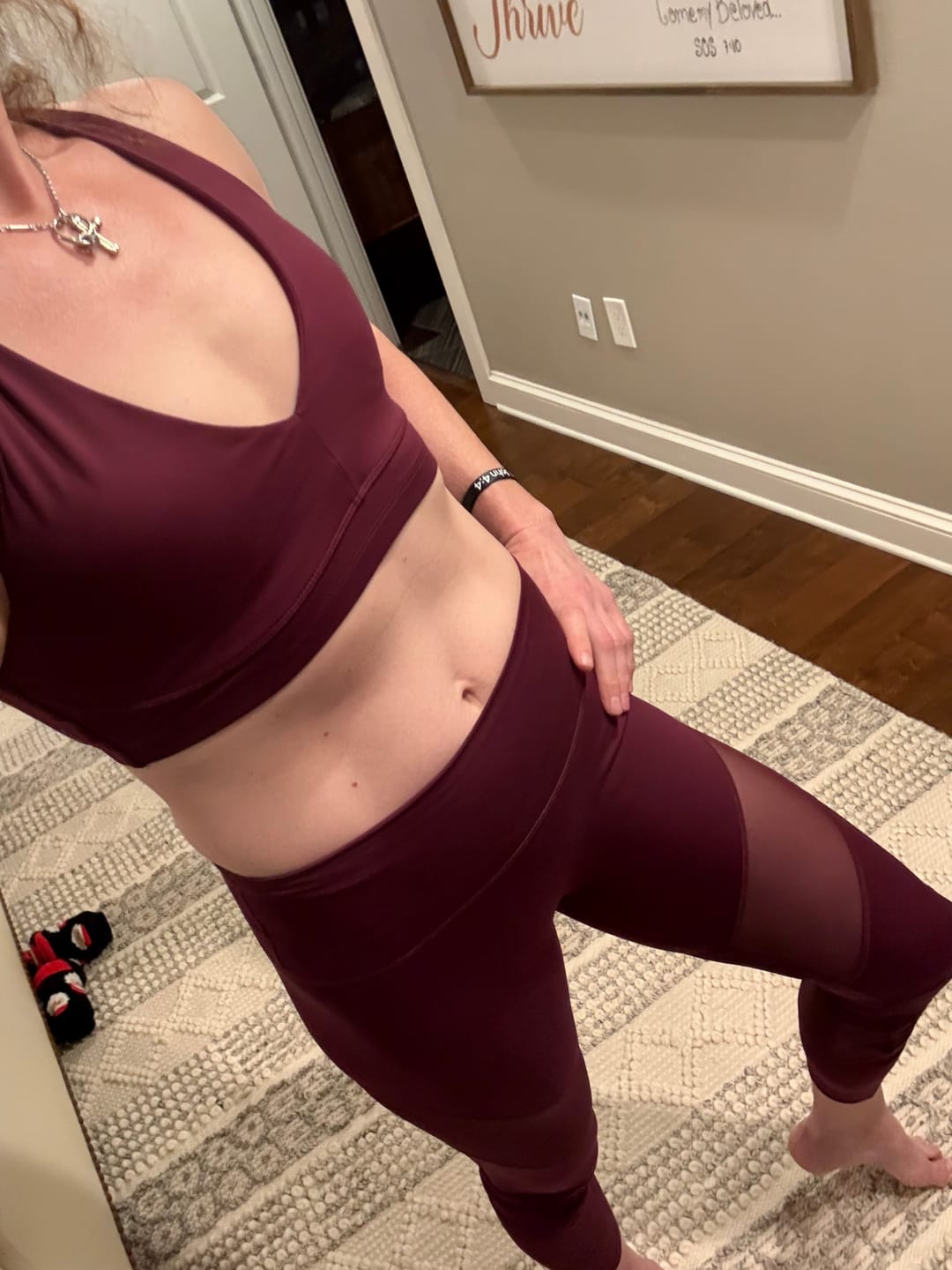 Customer photo review of ESSENCE Performance Mesh Wrapped Legging