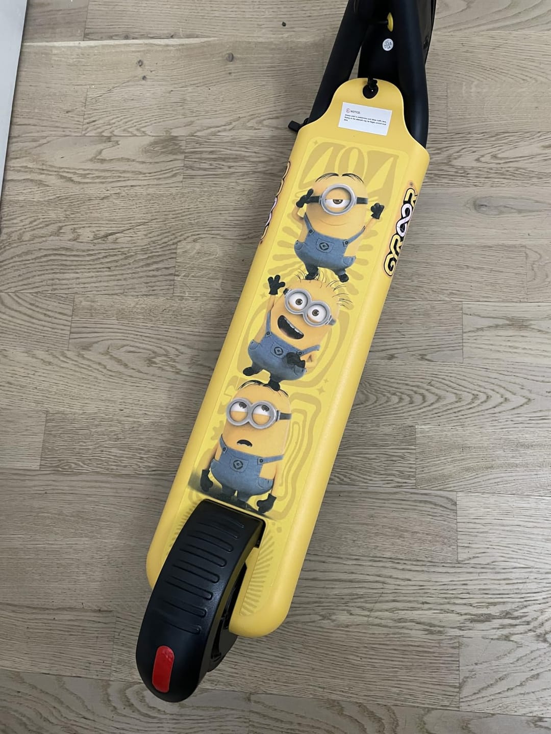 Customer photo review of Minions | Gyroor Kinder-Elektroroller 180W mit einstellbarer Höhe und Geschwindigkeit