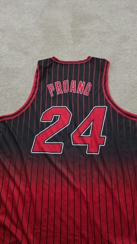 Customer photo review of Custom Sky Blue Light Purple Gradient Design Irregular Shapes Pattern Sports Uniform Basketball Jersey