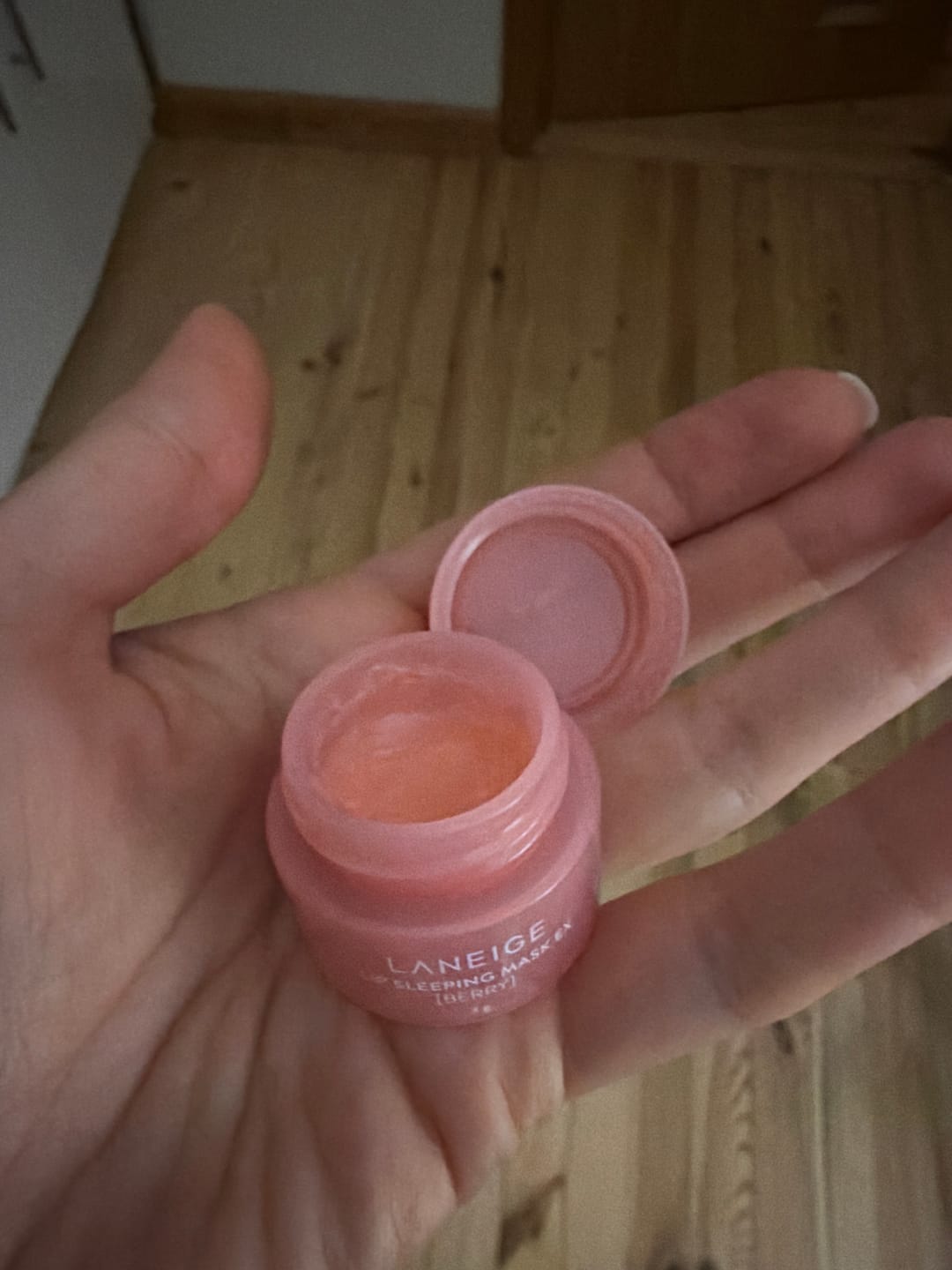 Customer photo review of Nakts maska lūpām LANEIGE Lip Sleeping Mask EX Berry