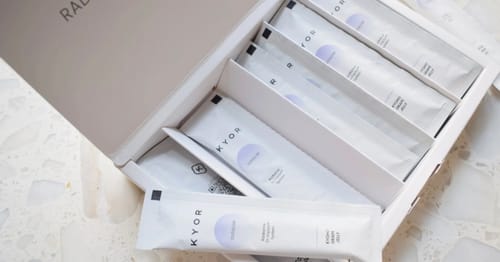 Customer photo review of OUTGLOW - Radiance Tri-Factor™ Jelly