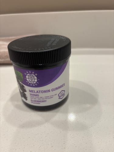 Customer photo review of CBN + CBD Gummies 300 mg – Elderberry Sleep Support