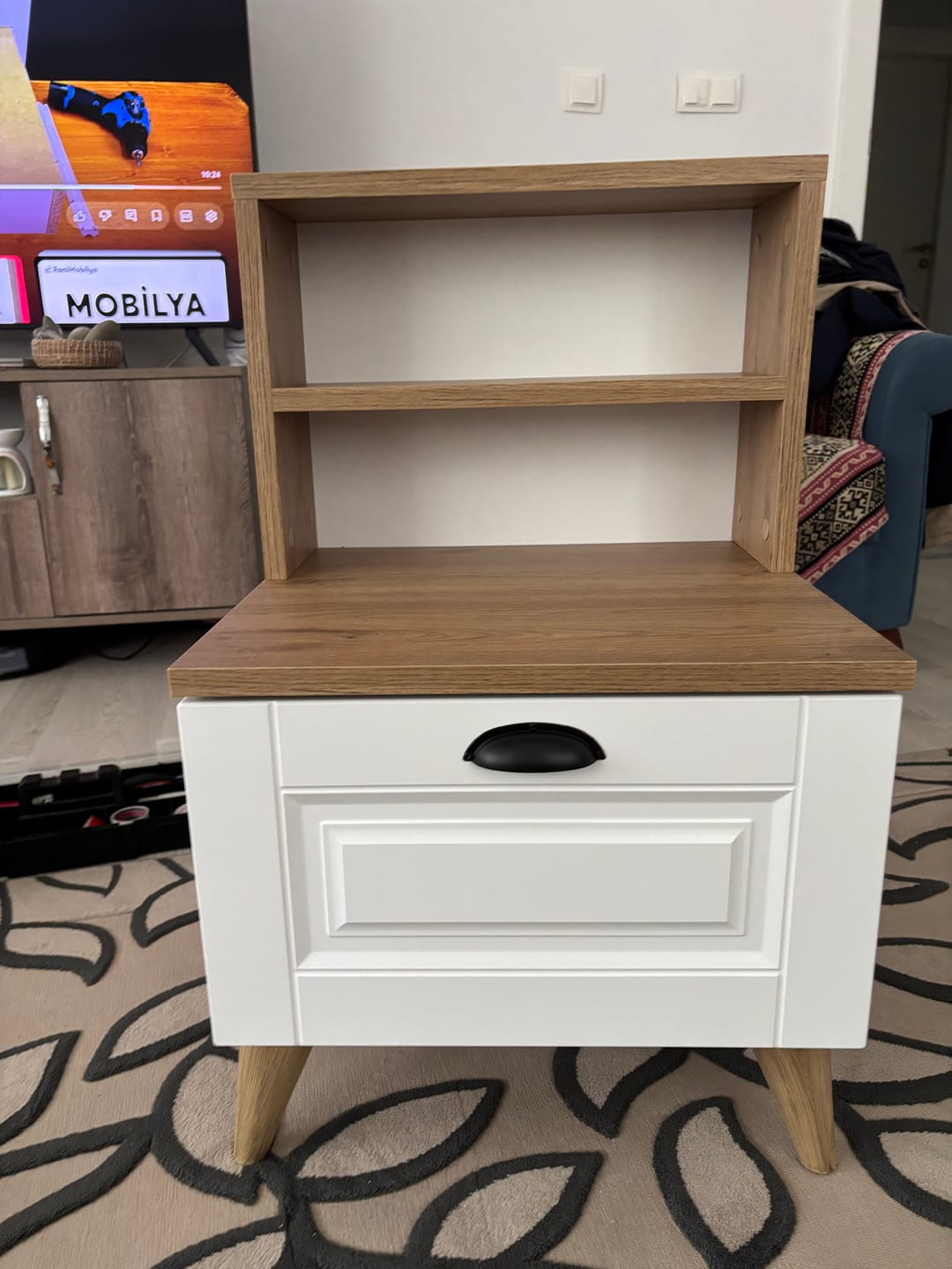Customer photo review of Rani BD105 Komodin 2 Raflı Membran Çekmeceli Komodin Sepet Ceviz - Beyaz