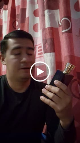 Reseña con vídeo de un cliente sobre Perfume VERSACE DYLAN BLUE POUR HOMME EDT
