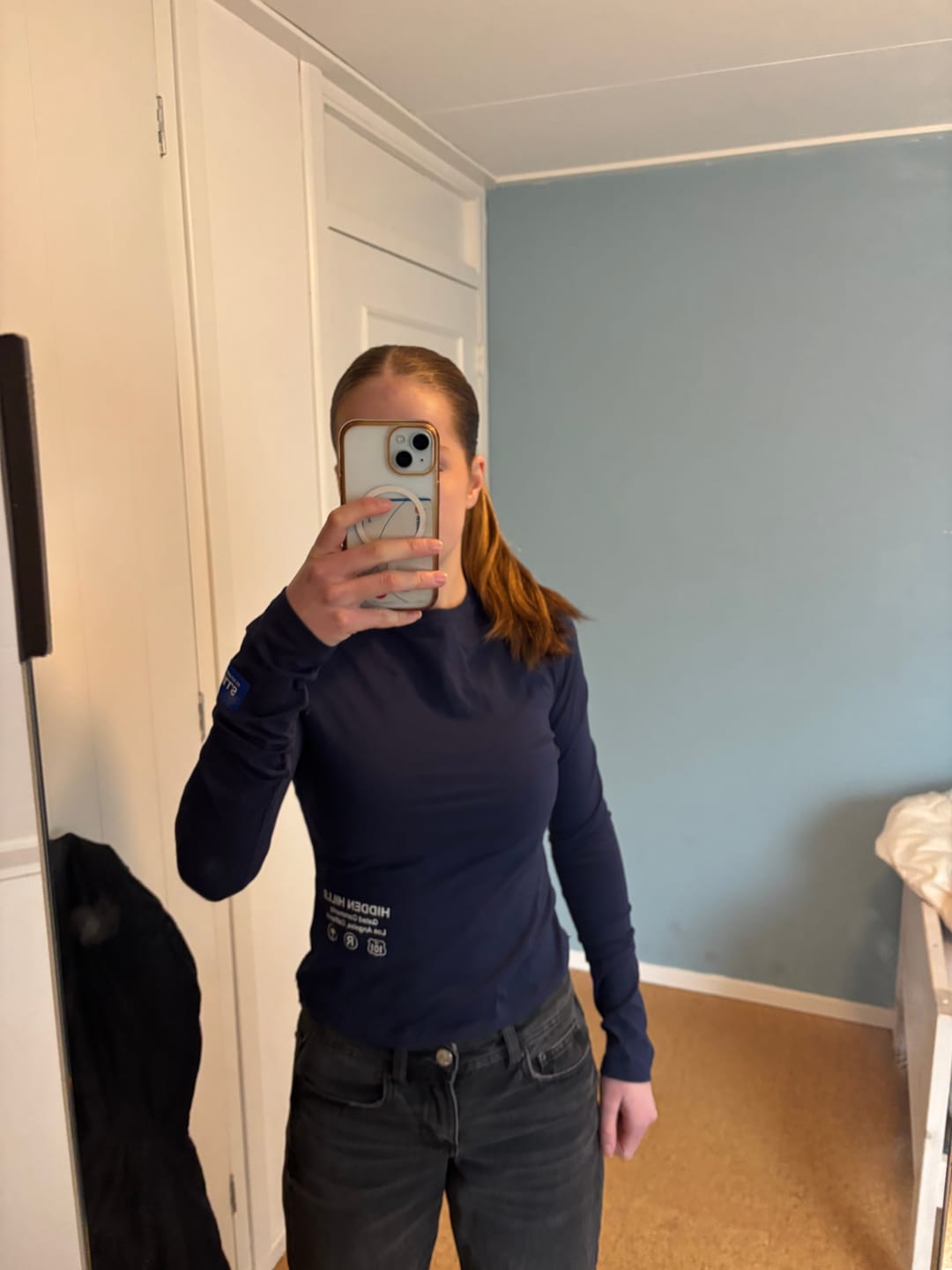 Customer photo review of LABEL LONGSLEEVE TOP NAVY