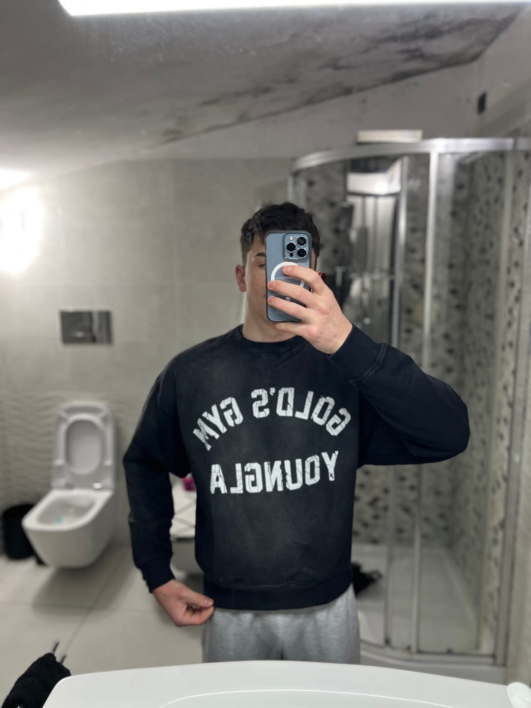 Customer photo review of 5166 - Gold's Iron Legacy Vintage Crewnecks