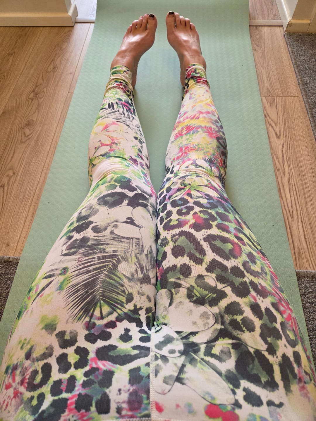 Customer photo review of Naturetree Forest Leggings