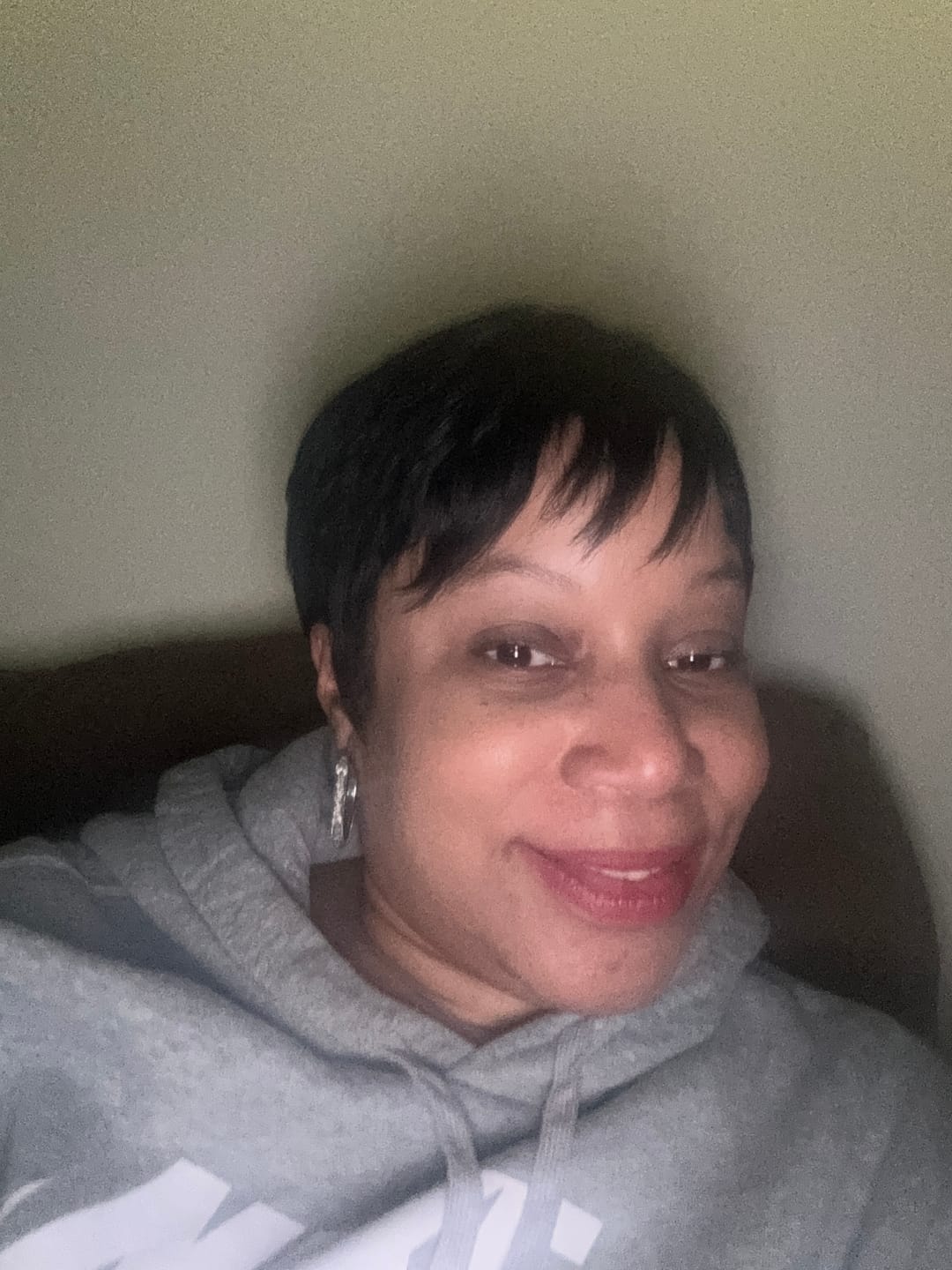 Customer photo review of Vanessa Slim Lite with Bang Full Wig - SLB THREE