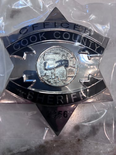 Customer photo review of CCSO Cook County Sheriff Star Officer Badge Premium Enamel Exact Replica