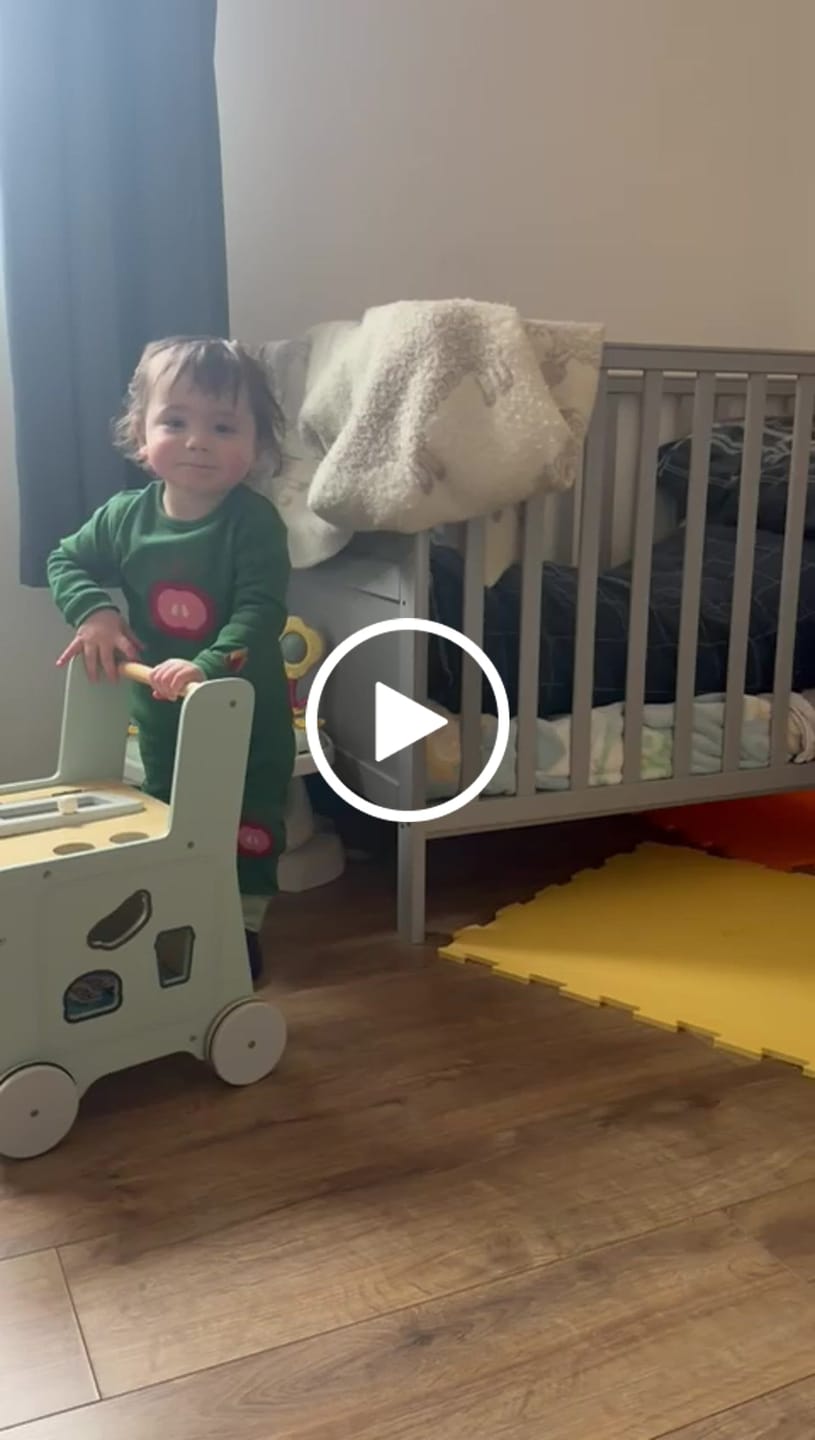 Customer video review of Red Apple Applique Long Sleeve T-Shirt