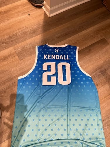 Customer photo review of Custom Sky Blue Light Purple Gradient Design Irregular Shapes Pattern Sports Uniform Basketball Jersey