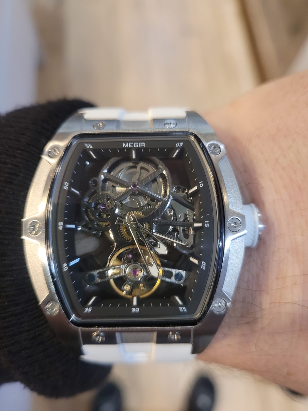 Customer photo review of Latest Luxury Design -Skeleton Face With Rubber Strap Mechanical Movement Waterproof Watch
