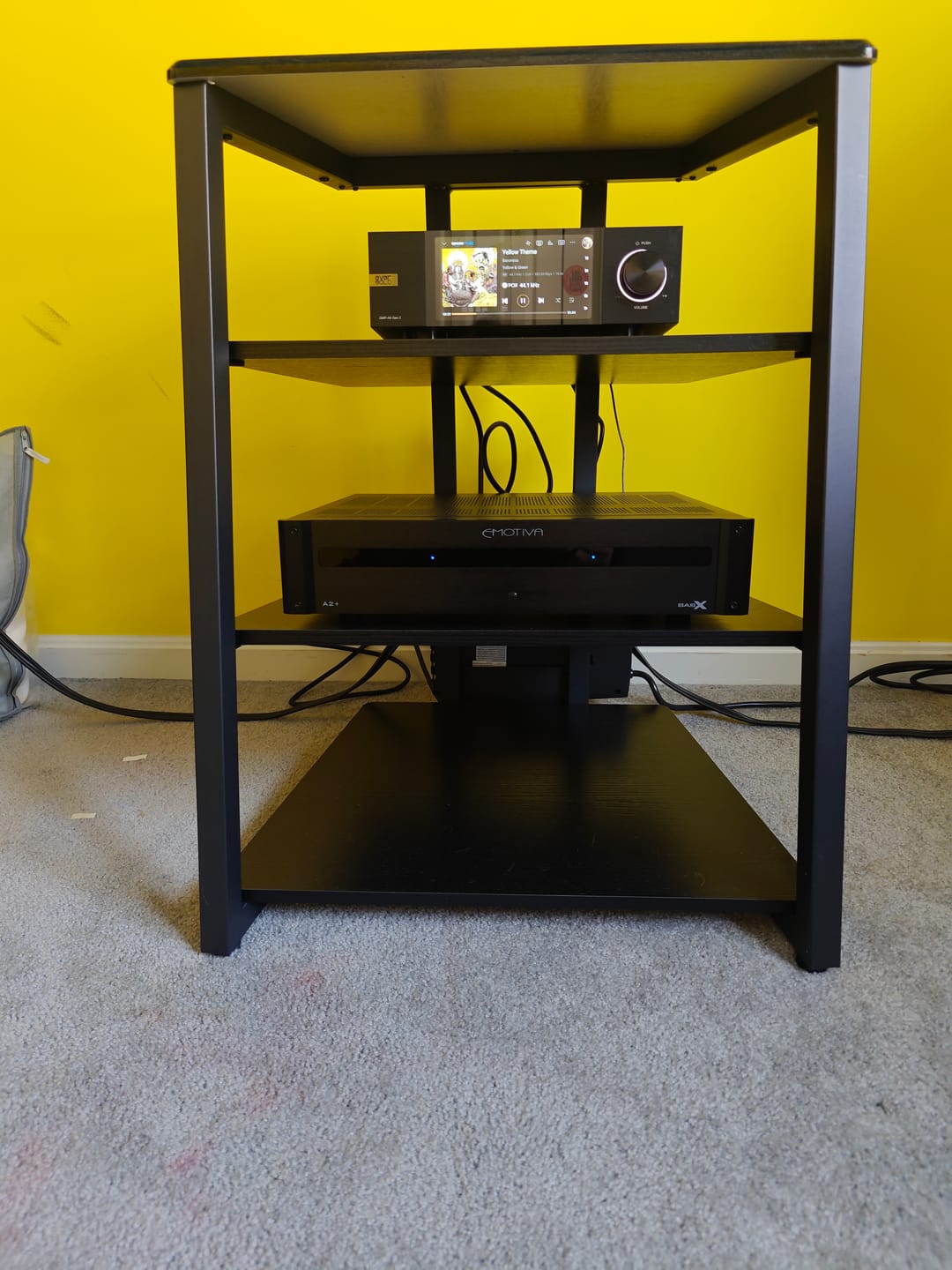 Customer photo review of Eiffel AS07 Record Player Stand