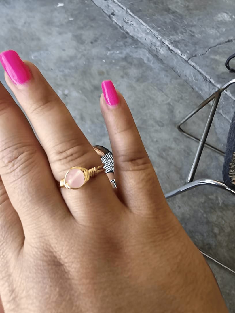 Customer photo review of Pembe Kuvars Yüzük Seti